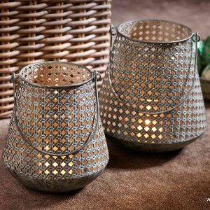 METALL WINDLICHT MIT GLAS UND